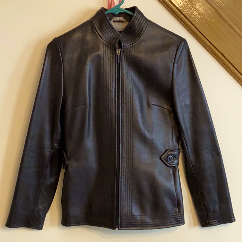 Kenneth Cole 100% leather jacket in black
